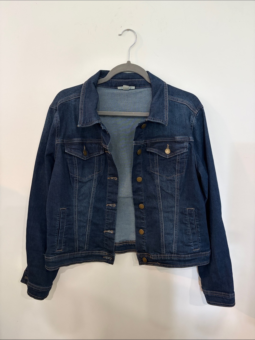 Dark wash blue jean jacket - Women